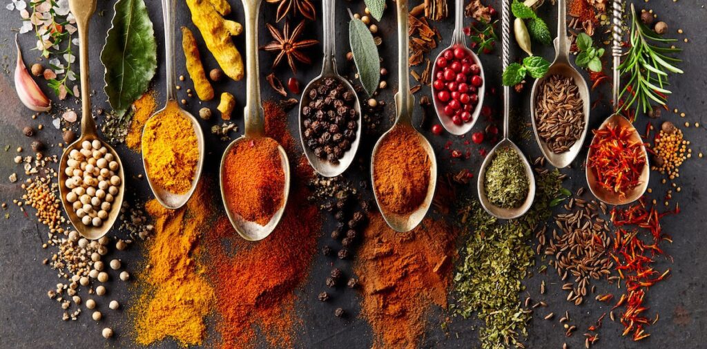 "The $1 Gourmet": 7 God-Tier Spices That Make Cheap Ingredients Taste Expensive in 2026
