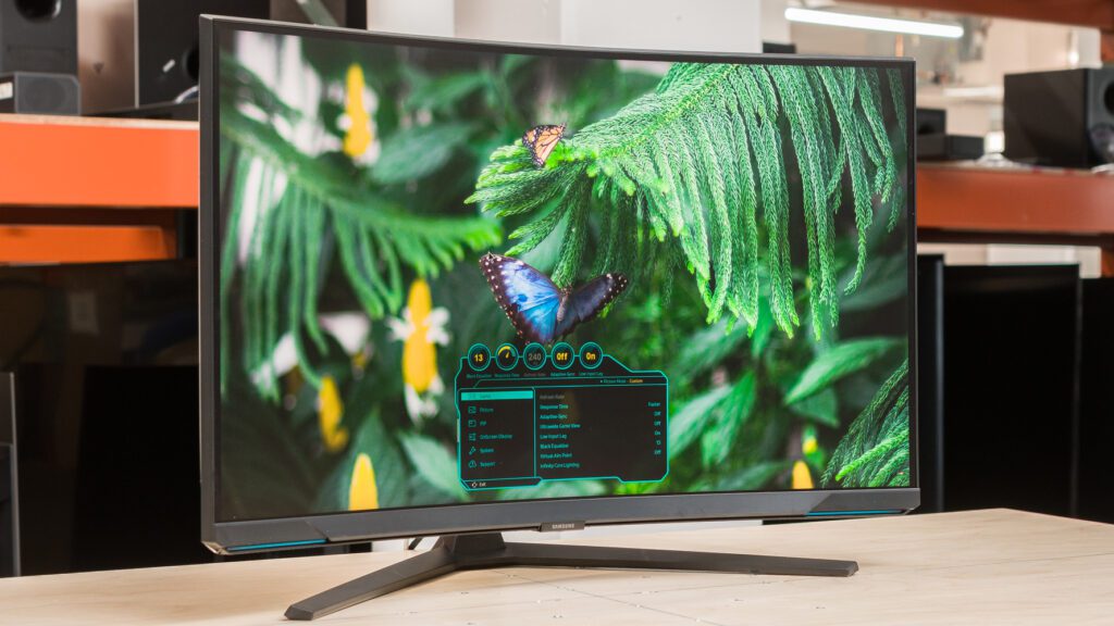 How to Pick a Mini-LED Monitor in 2026: Top-5 Best Panels for HDR and Bright Environments